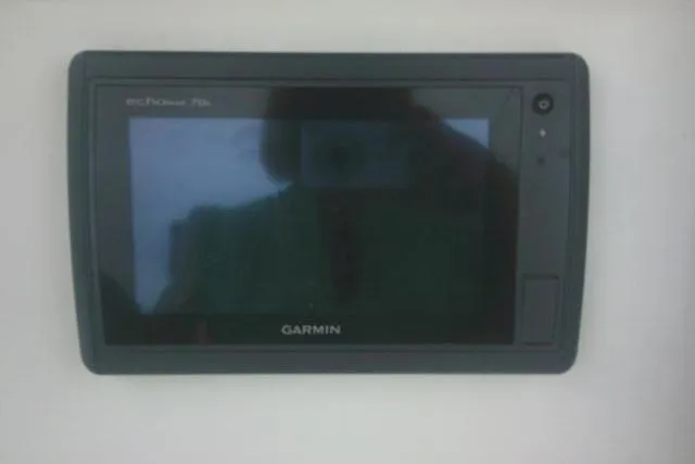 Slide: The Image of Garmin GPS device on 2014 Sea Fox 226 Commander boat dashboard. - 41