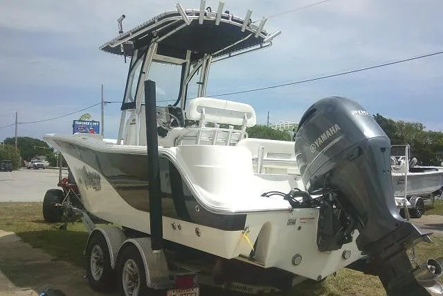 Slide: The Image of 2014 Sea Fox 226 Commander boat with Yamaha engine on trailer. - 45