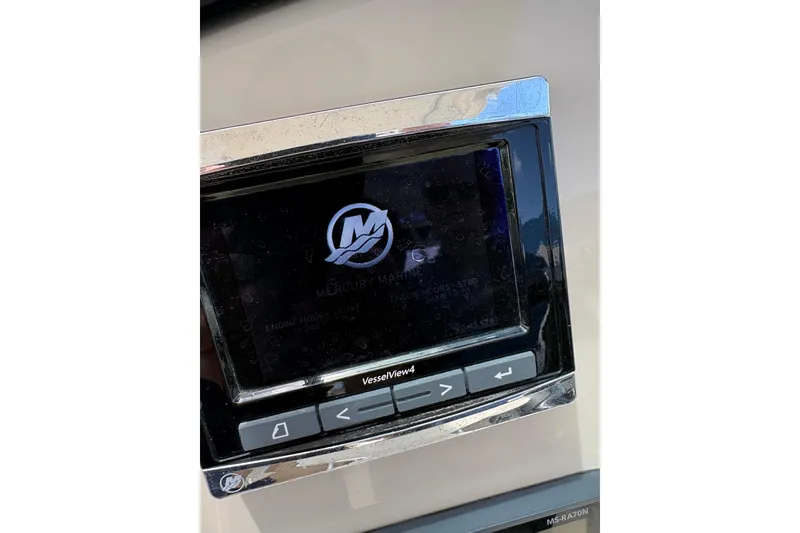 Slide: The Image of Mercury Marine VesselView display on 2017 Boston Whaler 270 Vantage boat. - 36