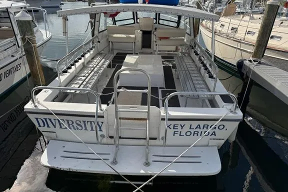 Slide: The Image of 1996 Island Hopper Forward Cabin Dive Boat docked in Key Largo, Florida. - 3