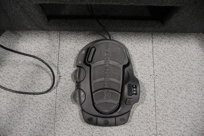 Slide: The Image of Minn Kota foot pedal on 2026 Crestliner 1750 Fish Hawk SC boat deck. - 17