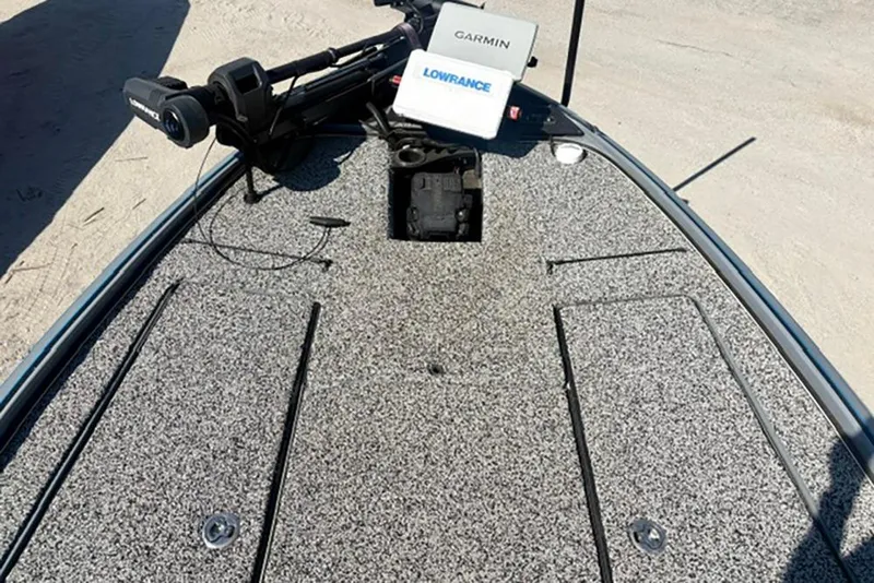 Slide: The Image of 2022 Nitro Z20 boat deck with Garmin and Lowrance equipment. - 7