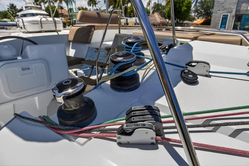 Slide: The Image of Deck of 2015 Fountaine Pajot Helia 44 catamaran with winches and ropes. - 27