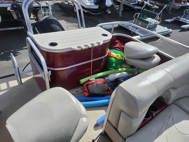 Slide: The Image of Starcraft 226FNS 2012 - 3