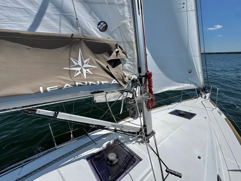 Slide: The Image of Jeanneau 349 2019 - 70