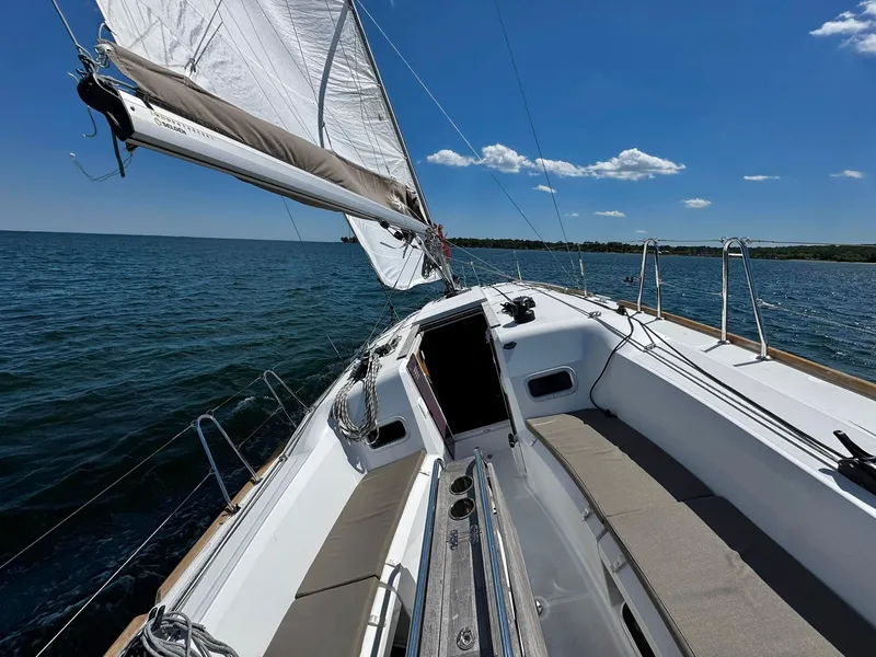 Slide: The Image of Jeanneau 349 2019 - 86