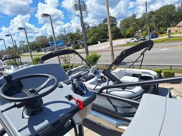 Slide: The Image of Pathfinder 2500 Hybrid 2026 - 8