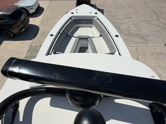 Slide: The Image of Everglades 33 Center Console 2024 - 30