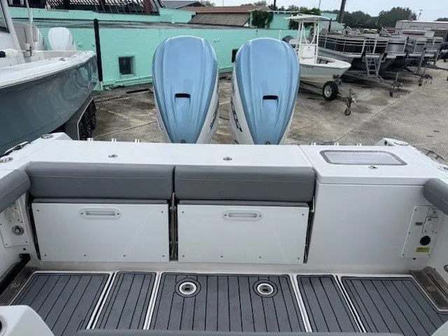 Slide: The Image of Everglades 33 Center Console 2024 - 46