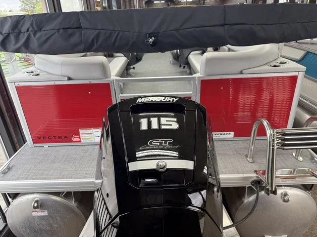 Slide: The Image of Princecraft Vectra 23 QL 2026 - 10