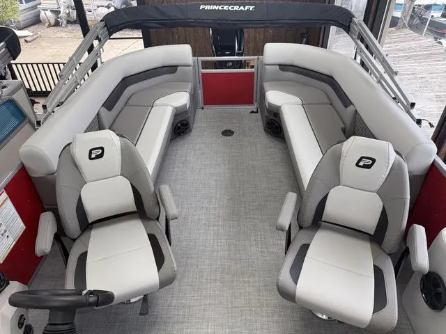 Slide: The Image of Princecraft Vectra 23 QL 2026 - 5