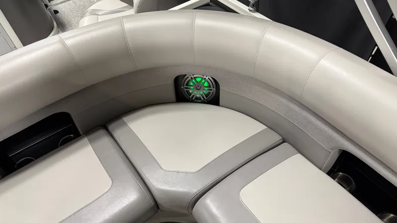 Slide: The Image of Premier 230 ANGLER 2024 - 56