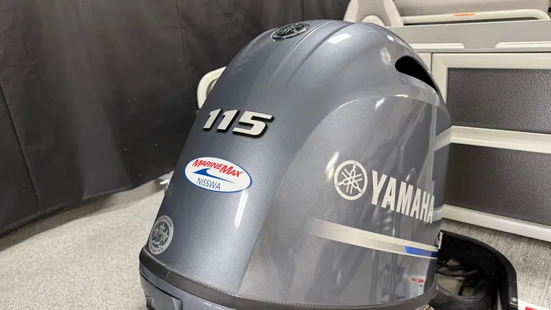Slide: The Image of Premier 230 ANGLER 2024 - 97