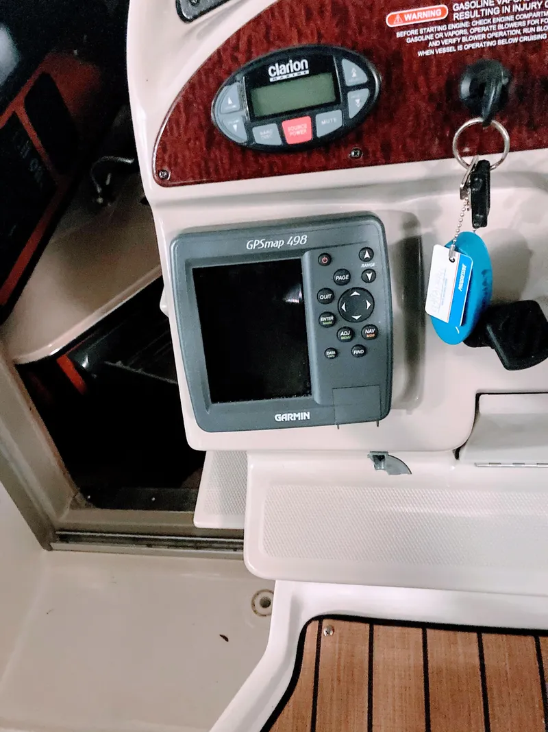 Slide: The Image of Garmin GPSmap 498 on 2005 Sea Ray Sundancer 260. - 7