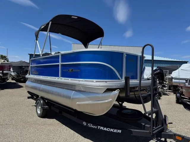 Slide: The Image of Sun Tracker Party Barge 16 DLX 2026 - 7