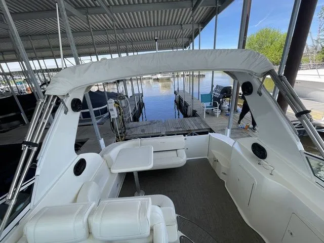 Slide: The Image of Interior view of 2006 Cruisers Yachts 280CXI Express Cruiser at dock. - 12