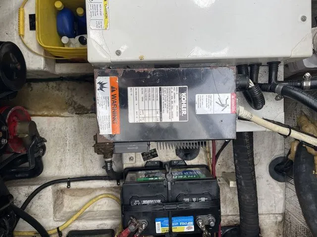 Slide: The Image of Engine compartment of 2006 Cruisers Yachts 280CXI with Kohler generator. - 20