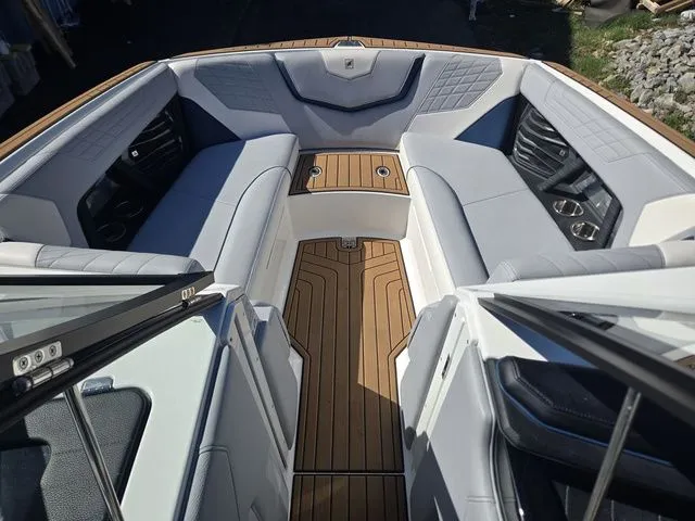 Slide: The Image of Interior of a 2021 Nautique Super Air Nautique G23 boat. - 7