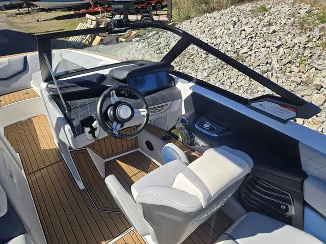 Slide: The Image of Interior of a 2021 Nautique Super Air Nautique G23 boat. - 9
