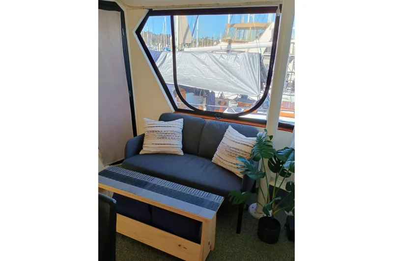 Slide: The Image of Sundeck - 5