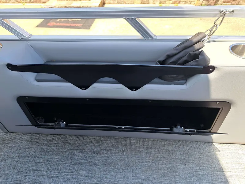 Slide: The Image of Interior of Avalon VNT VRB21 2026 with storage and window. - 14