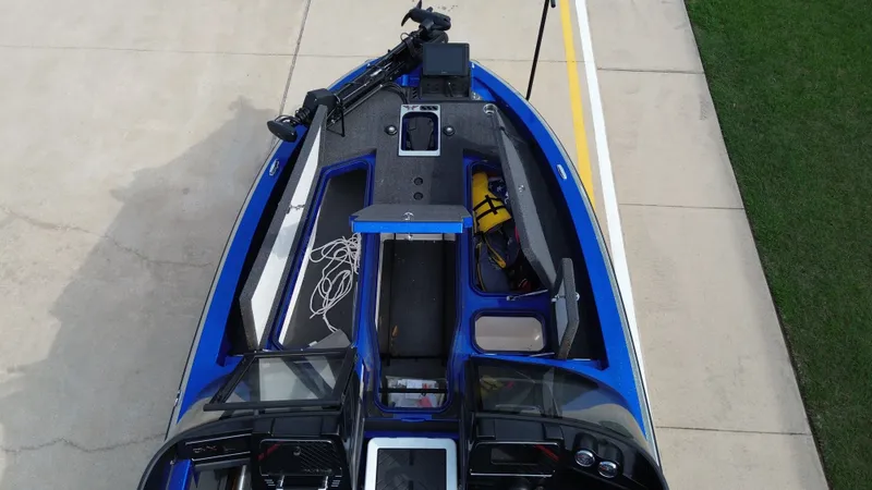 Slide: The Image of Aerial view of 2025 Vexus DVX22S boat on concrete surface. - 29