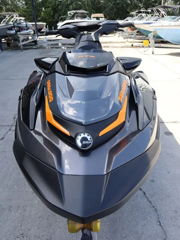 Slide: The Image of Sea-Doo 2023 - 11