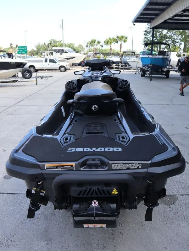 Slide: The Image of Sea-Doo 2023 - 8