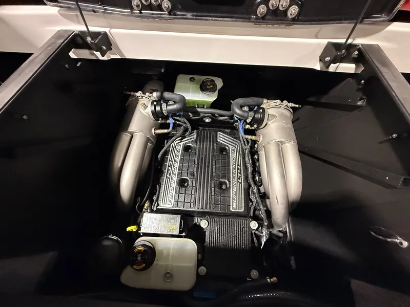 Slide: The Image of Engine compartment of 2022 Malibu Wakesetter 25 LSV with supercharger. - 5