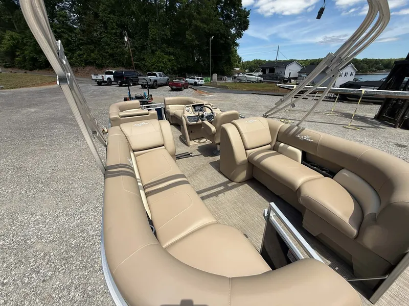 Slide: The Image of Interior view of 2023 SunChaser Vista 22 LR pontoon boat. - 23