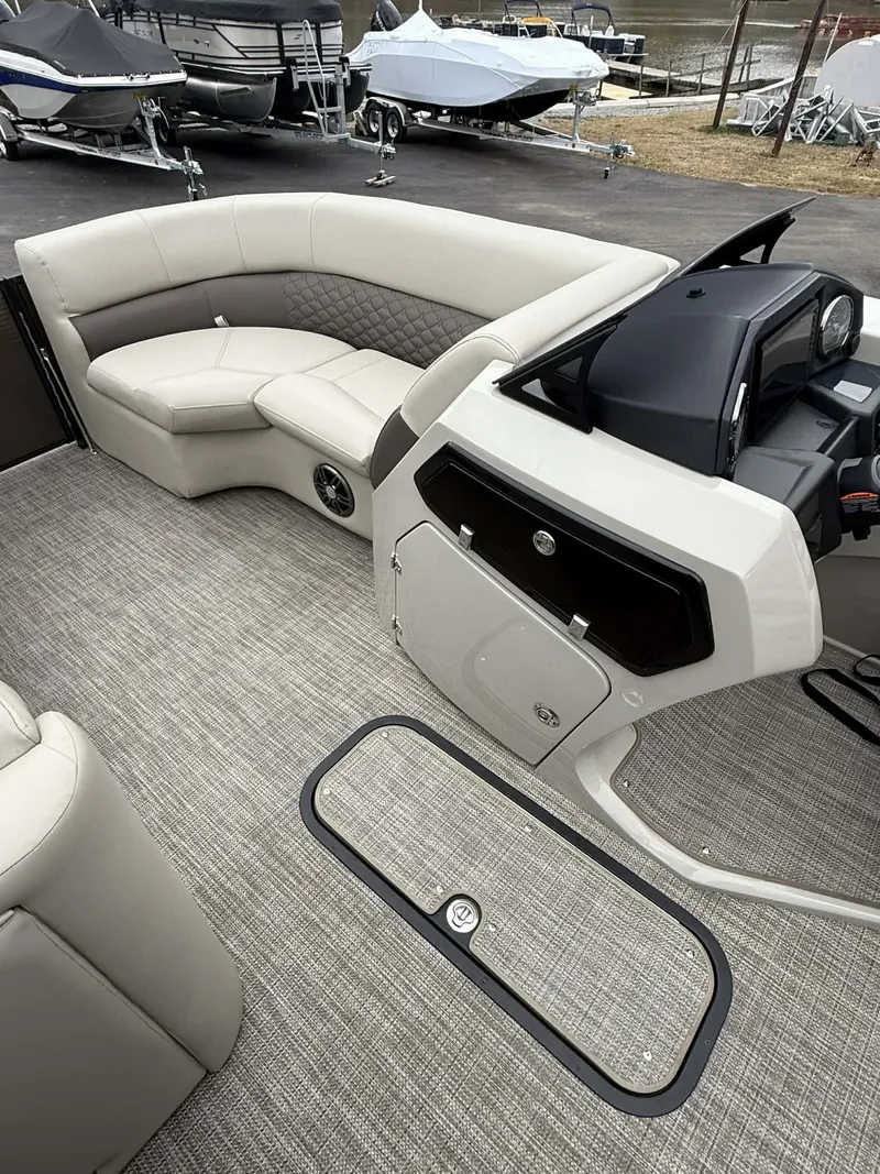 Slide: The Image of Interior of the 2026 Manitou 23 Encore SLVPII pontoon boat. - 12