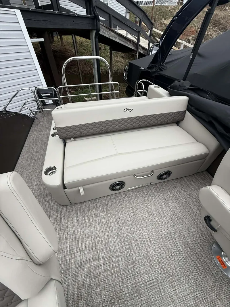 Slide: The Image of Interior of 2026 Manitou 23 Encore SLVPII with gray upholstery. - 17