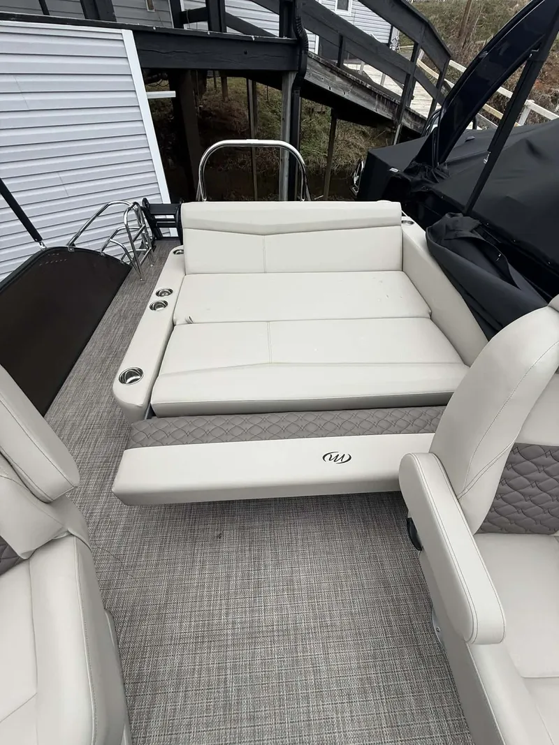 Slide: The Image of Luxurious seating on Manitou 23 Encore SLVPII pontoon boat, 2026 model. - 3