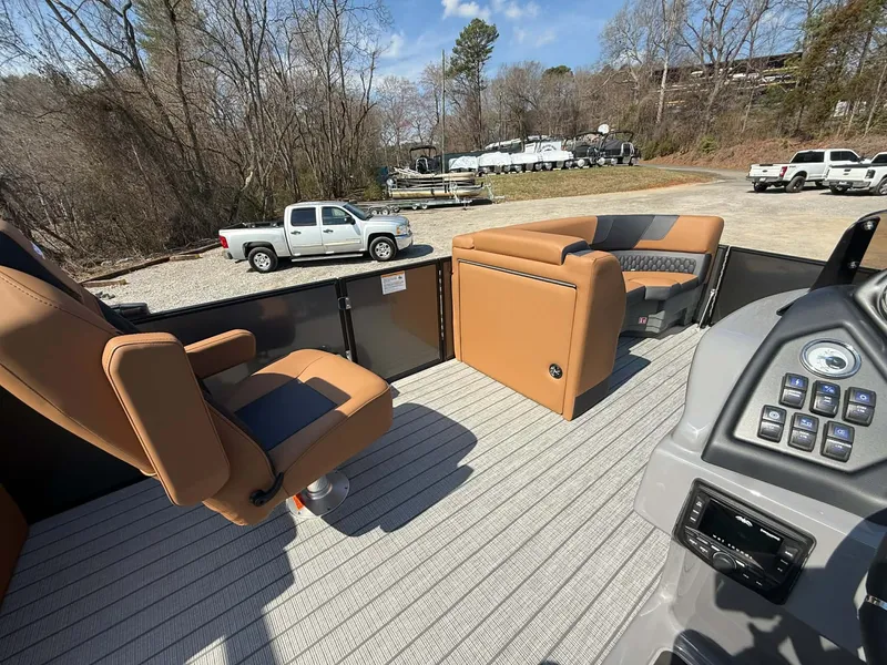 Slide: The Image of Interior of 2026 Sylvan L-3 LZ DH pontoon boat. - 12