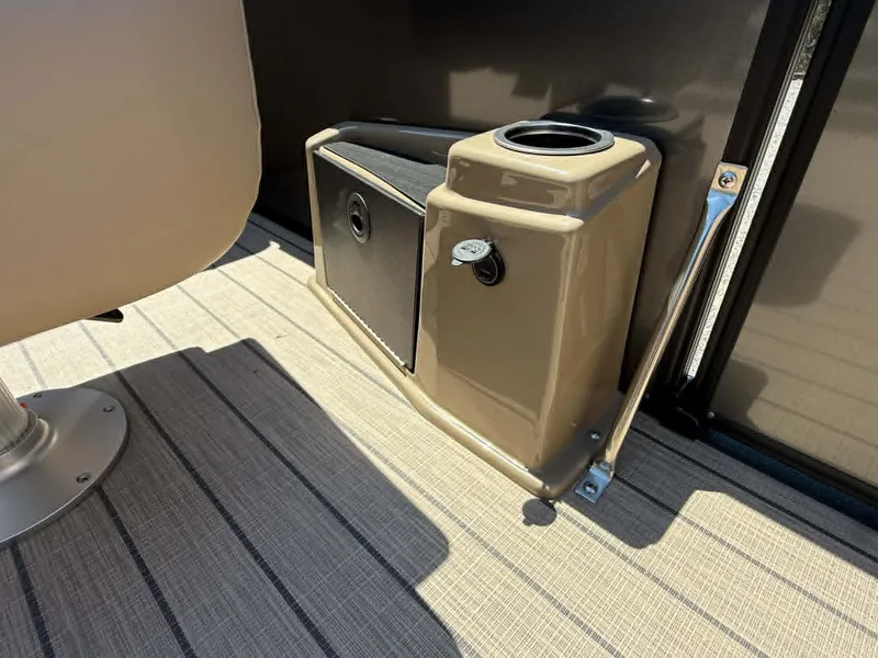 Slide: The Image of Interior of 2025 Starcraft SLS-3 with cup holder and storage. - 14