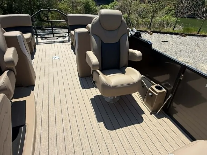 Slide: The Image of Interior of Starcraft SLS-3 boat, 2025 model, featuring luxurious seating. - 7