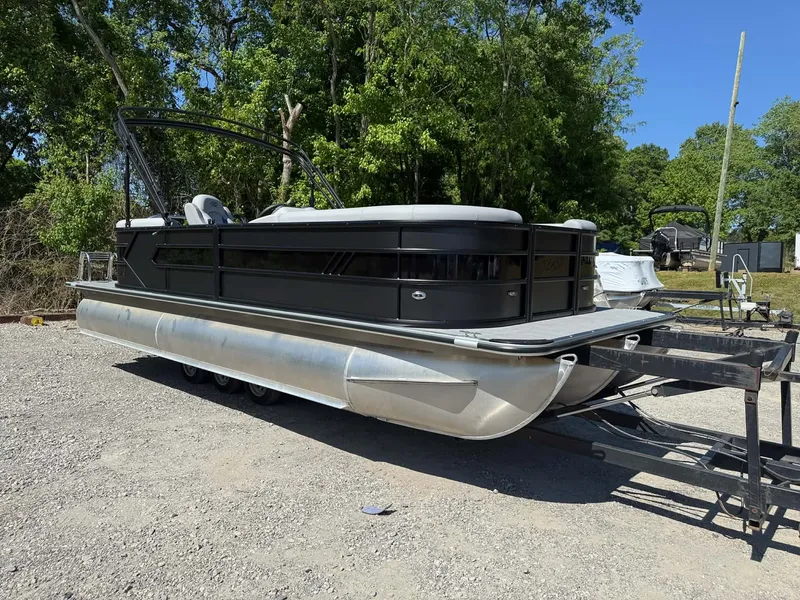 Slide: The Image of 2026 Bentley Pontoons 223 Bolt on a trailer outdoors. - 4