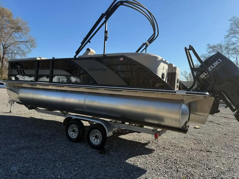 Slide: The Image of 2026 Bentley Pontoons Elite 223 Admiral on trailer, Suzuki motor. - 21