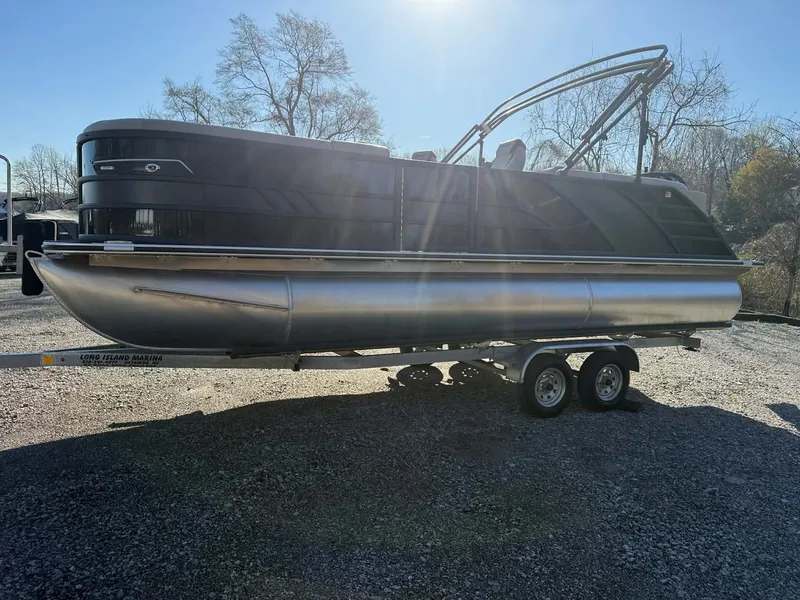 Slide: The Image of 2026 Bentley Pontoons Elite 223 Admiral on trailer outdoors. - 26