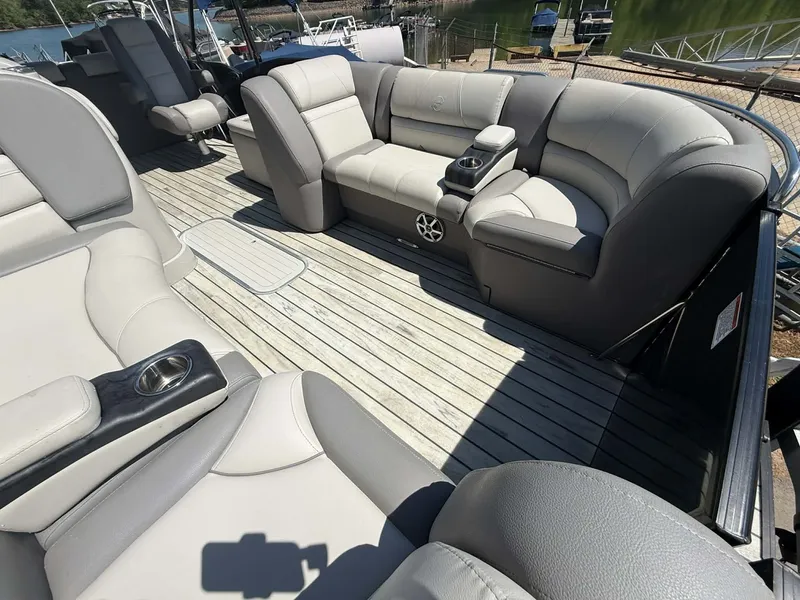 Slide: The Image of Luxurious interior of a 2017 Starcraft MX 25 pontoon boat. - 13