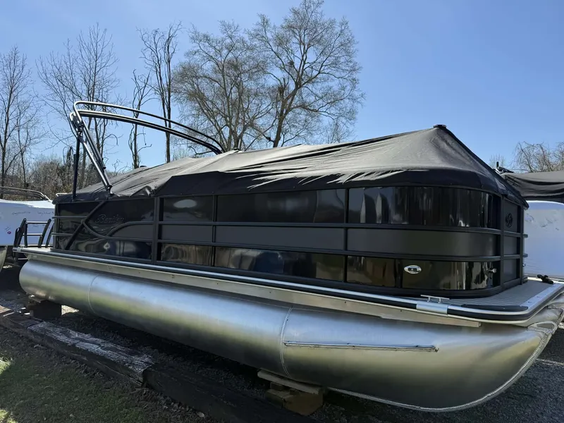 Slide: The Image of 2026 Bentley Pontoons Legacy 223 Navigator with cover outdoors. - 8
