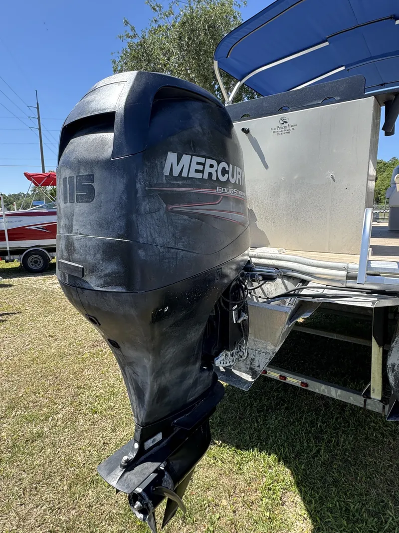 Slide: The Image of 2013 Lowe X214 Fish with Mercury 115 outboard motor. - 26