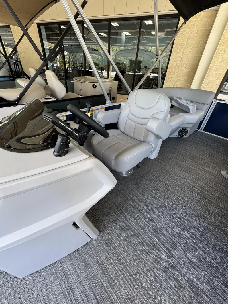 Slide: The Image of Interior of Sweetwater EX2086SBX boat, model year 2026. - 24