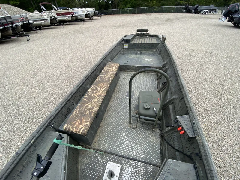 Slide: The Image of 2017 War Eagle 542FLD Sportsman boat on gravel lot. - 5