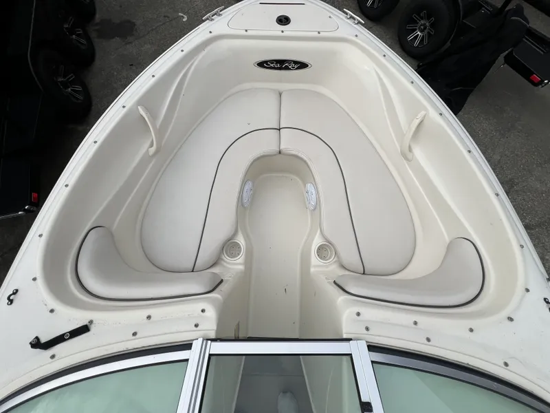 Slide: The Image of Sea Ray 182 2003 - 14