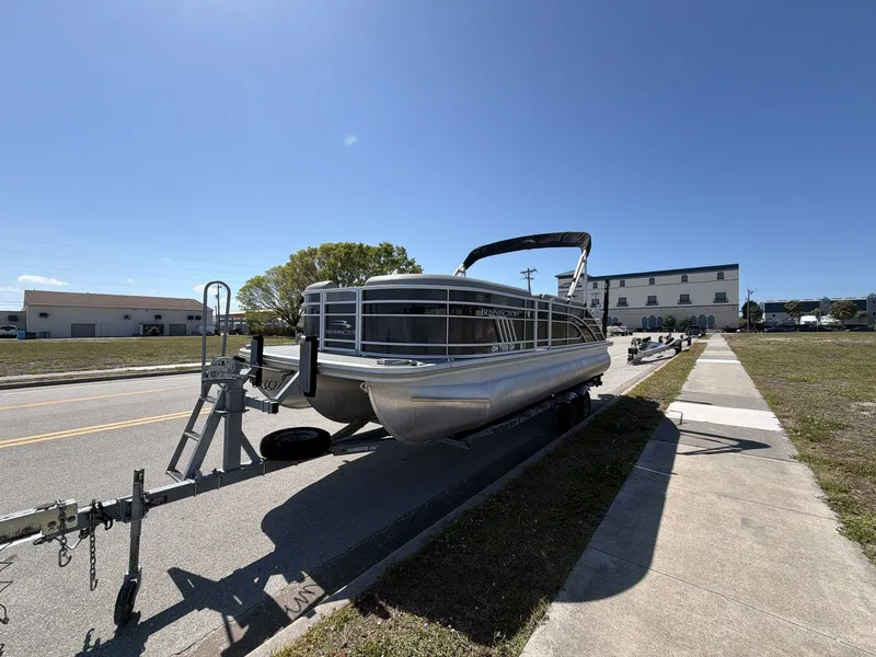 Slide: The Image of Bennington LSB23 2022 - 10