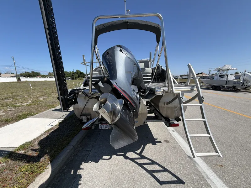 Slide: The Image of Bennington LSB23 2022 - 16