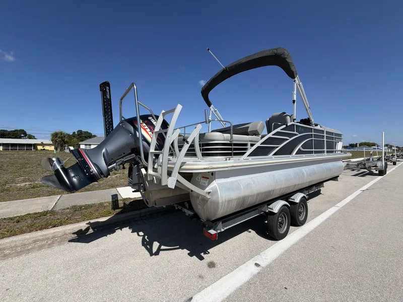 Slide: The Image of Bennington LSB23 2022 - 7