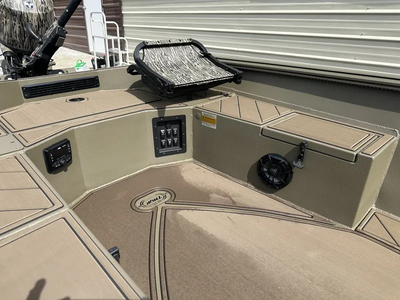 Slide: The Image of Interior of Thor TIMBER HAMMER 1754 boat, year 2026. - 7