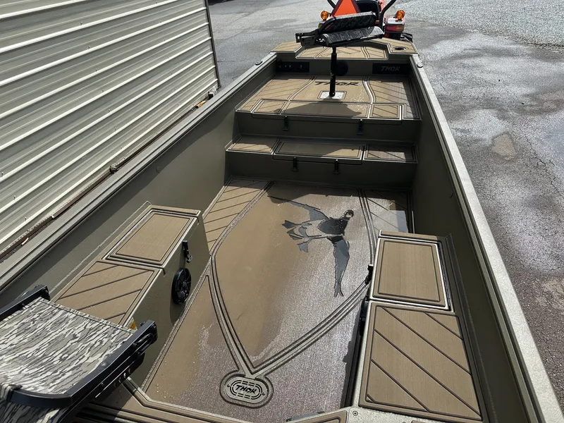 Slide: The Image of Thor TIMBER HAMMER 1754 boat, 2026 model, featuring duck design on floor. - 9
